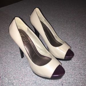BCBG Paris Peep-Toe Pumps Size 11